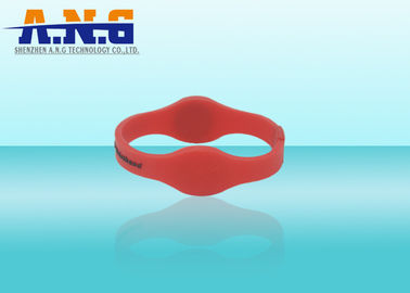 Ф75 / 64MM Dual Frequency Rfid Wristbands Waterproof For Fitness Centres