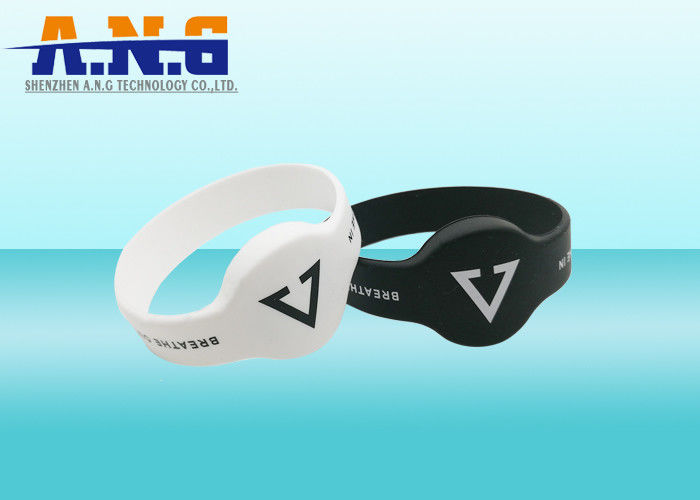 Comfortable Rfid  Silicone Wristbands And Cashless Ticketing For Concerts
