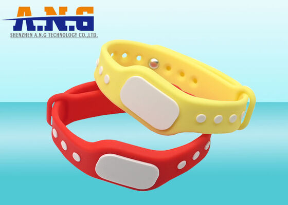 Newest Type High Quality Silicone RFID Wristband 13.56Mhz NFC Bracelet
